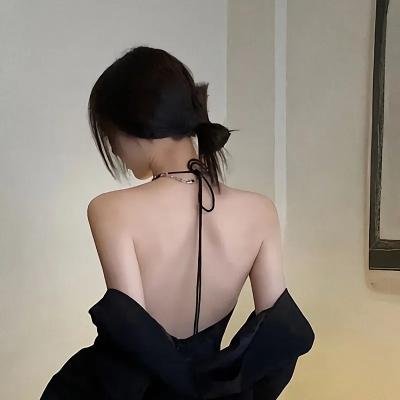 女人河